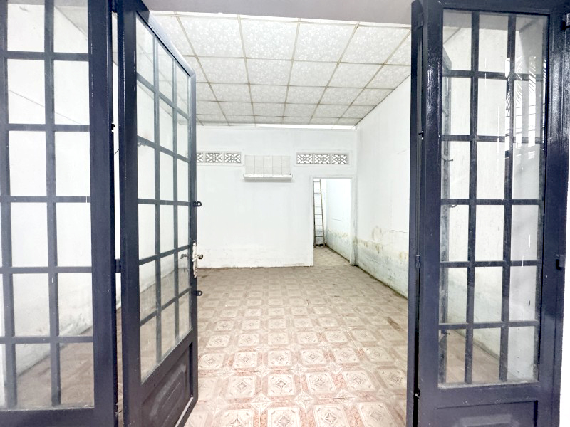 Linh Đông – Nhà Cấp 4 Hẻm Xe Tải – Sổ Riêng – Giá Chỉ 2.95 Tỷ – Cách Mặt Đường 10m! - Ảnh 2